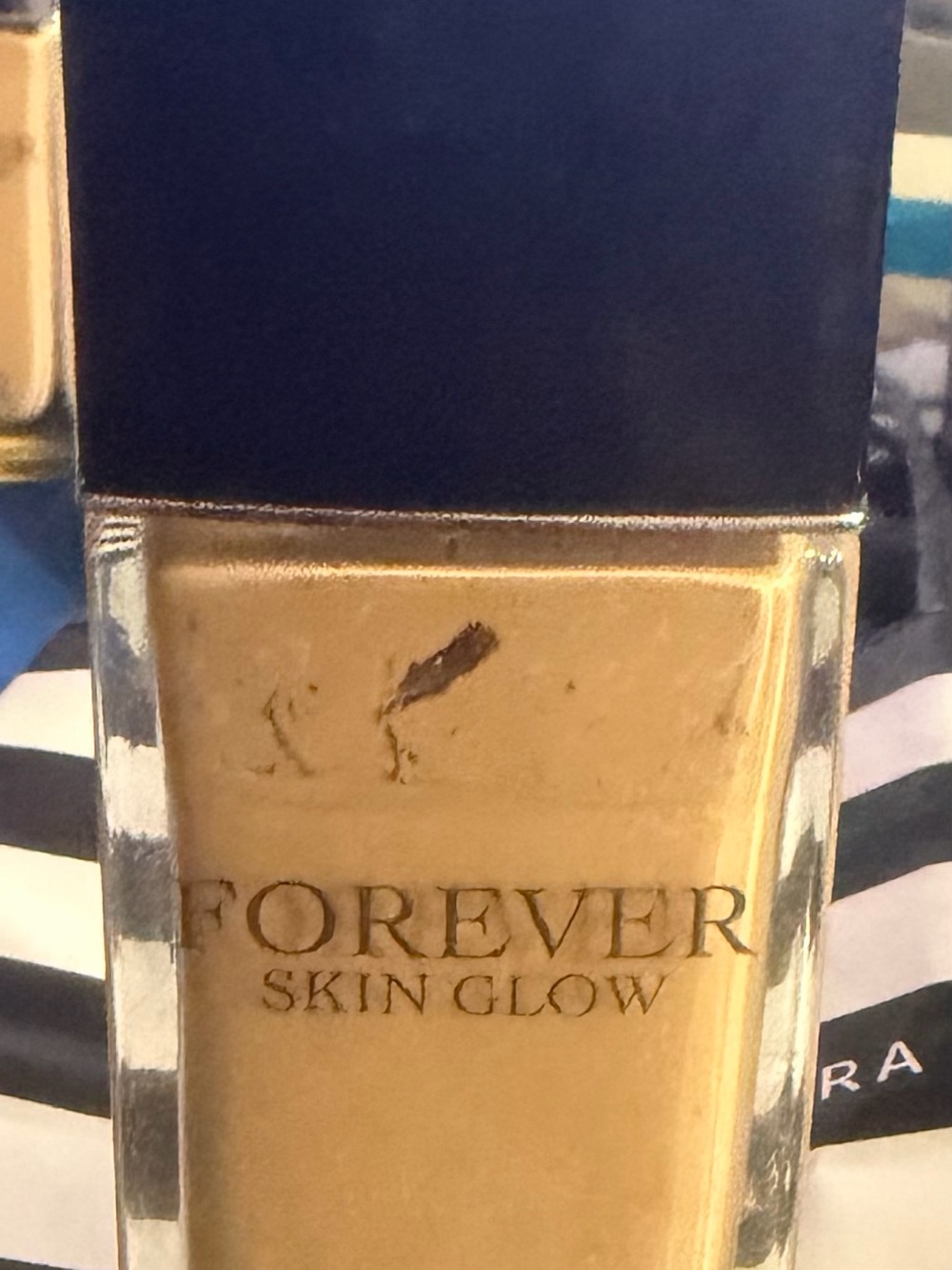 Dior Forever Skin Glow Liquid Foundation - Warm Gold